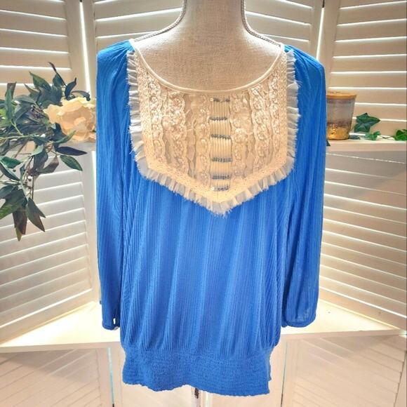 FREE PEOPLE BLUE SEQUIN  LACE TOP SIZE SMALL - Picture 1 of 7